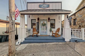 King Bed Bungalow Just Feet from Historic Main Street
